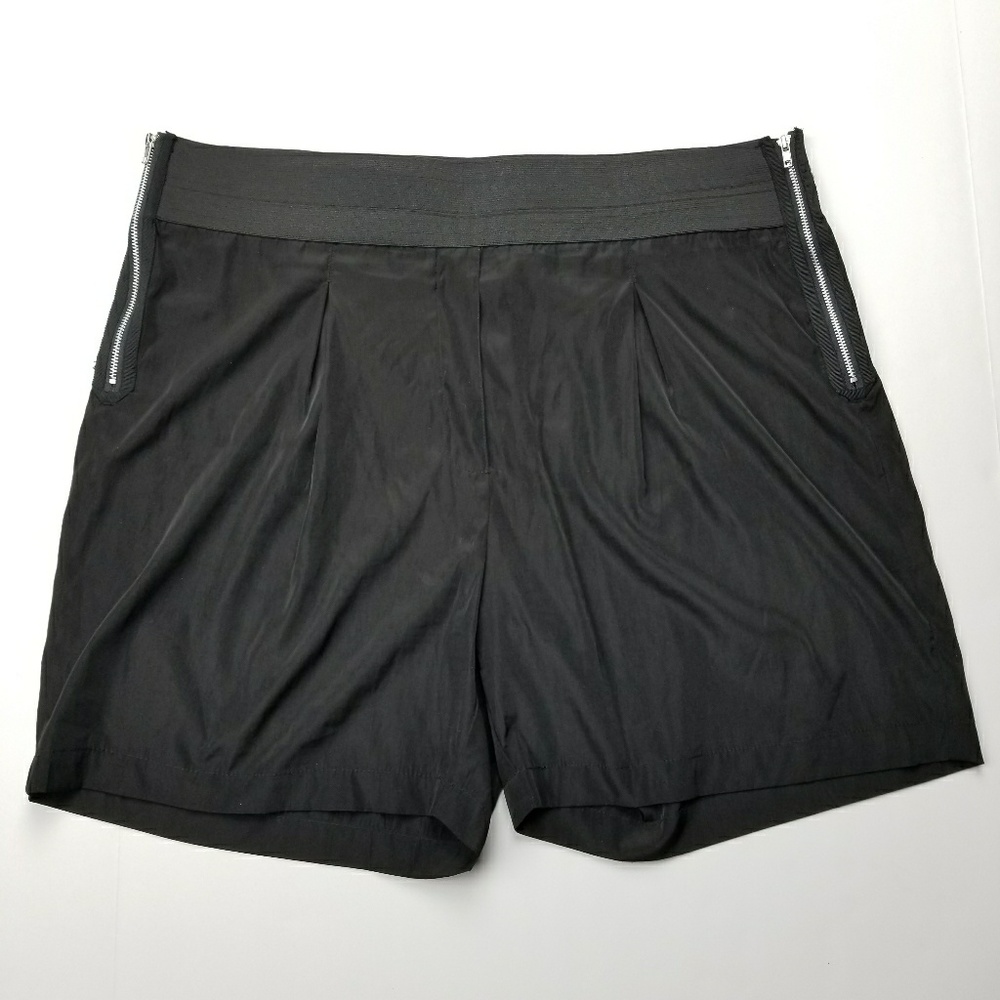 Hanna and Gracie shorts